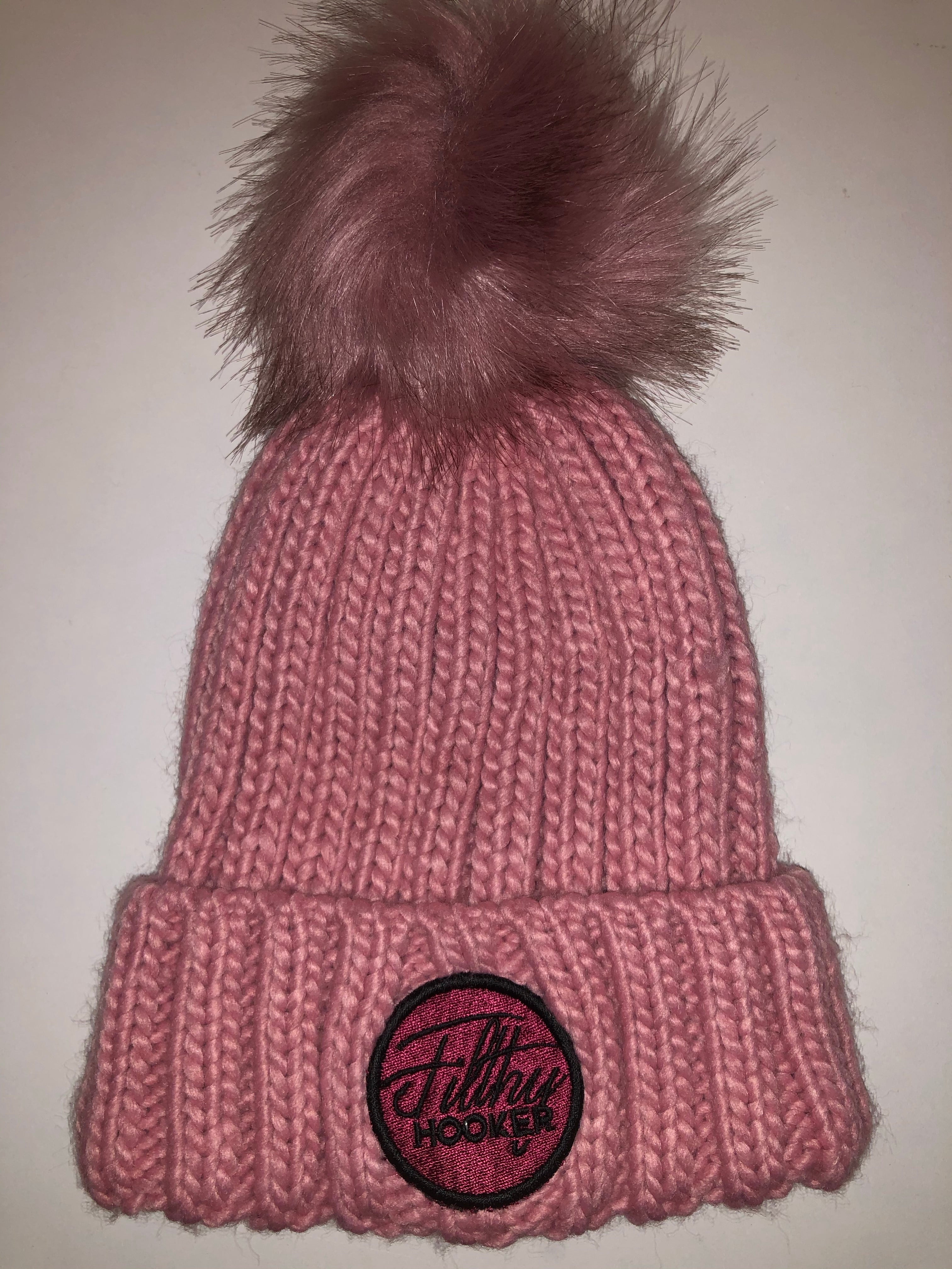 Pink & Olive ribbed beanies with detachable faux fur bobble so you can have it with or without. Easy to detach and attach. Very very warm. Perfect for those cold sessions on the bank.